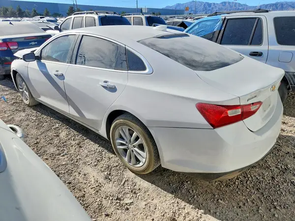 1G1ZD5ST4JF145369 2018 CHEVROLET MALIBU - Image 2