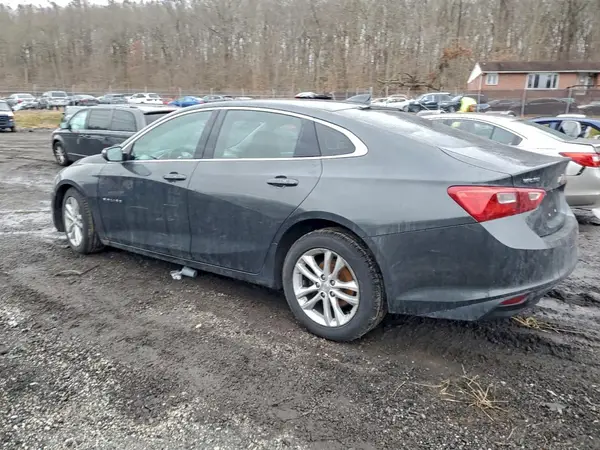 1G1ZD5ST4JF151172 2018 CHEVROLET MALIBU - Image 2