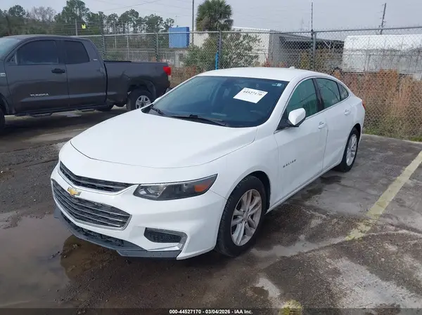 1G1ZD5ST4JF153228 2018 CHEVROLET MALIBU - Image 2
