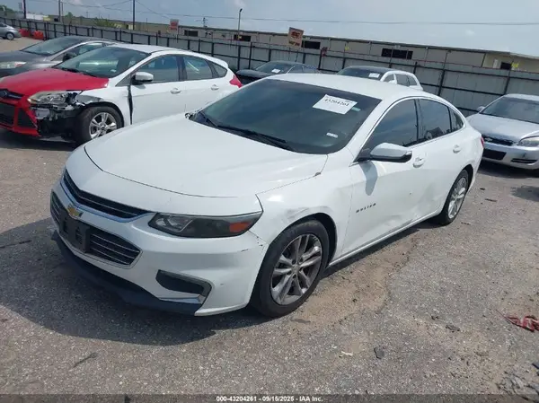 1G1ZD5ST4JF155092 2018 CHEVROLET MALIBU - Image 2