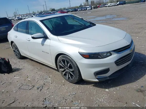 1G1ZD5ST4JF155464 2018 CHEVROLET MALIBU - Image 1