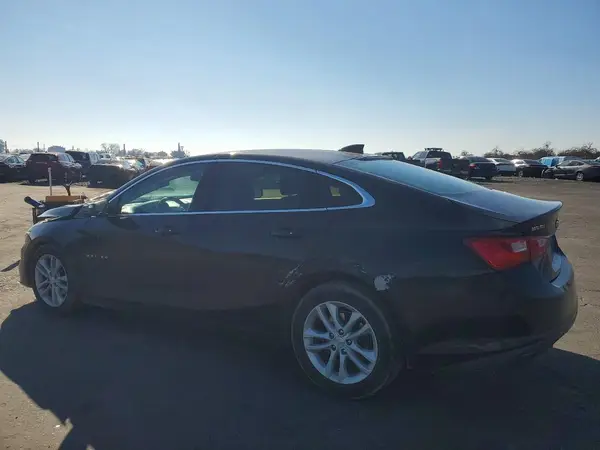 1G1ZD5ST4JF158199 2018 CHEVROLET MALIBU - Image 2