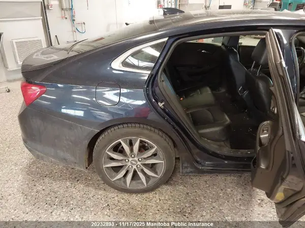 1G1ZD5ST4JF159935 2018 CHEVROLET MALIBU - Image 8