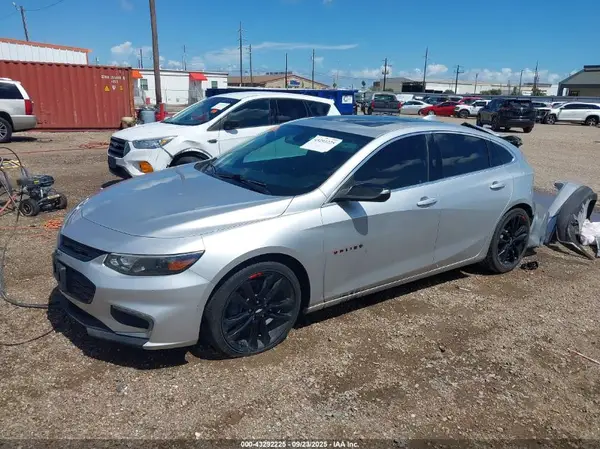 1G1ZD5ST4JF162219 2018 CHEVROLET MALIBU - Image 2