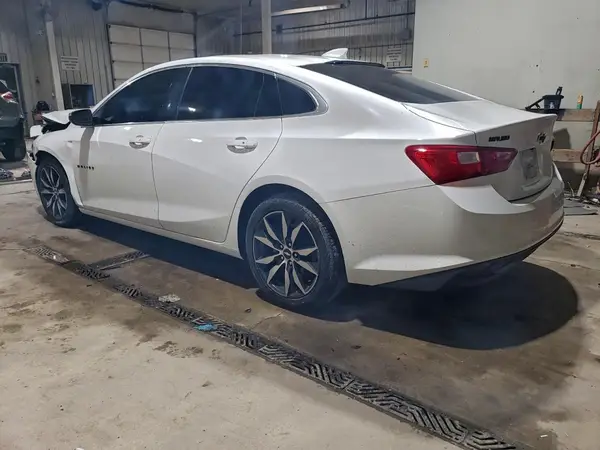 1G1ZD5ST4JF163628 2018 CHEVROLET MALIBU - Image 2