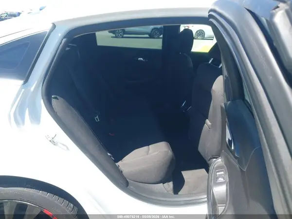 1G1ZD5ST4JF166559 2018 CHEVROLET MALIBU - Image 8
