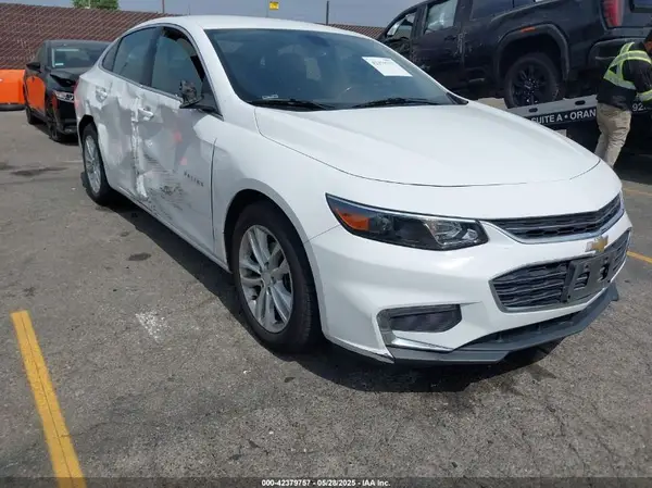1G1ZD5ST4JF168408 2018 CHEVROLET MALIBU - Image 1