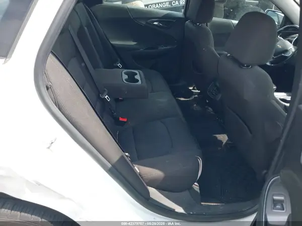 1G1ZD5ST4JF168408 2018 CHEVROLET MALIBU - Image 8