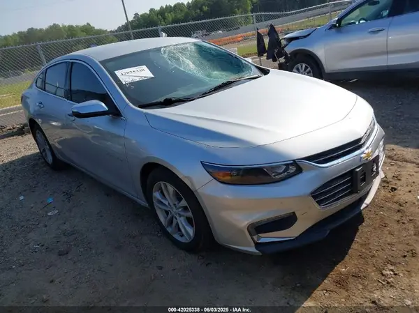 1G1ZD5ST4JF172183 2018 CHEVROLET MALIBU - Image 1
