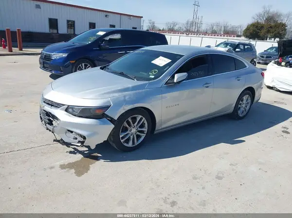 1G1ZD5ST4JF176251 2018 CHEVROLET MALIBU - Image 2