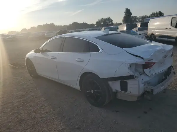 1G1ZD5ST4JF179375 2018 CHEVROLET MALIBU - Image 2