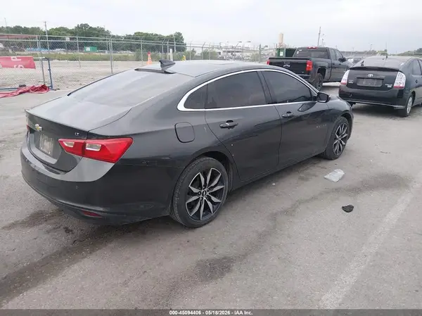 1G1ZD5ST4JF180137 2018 CHEVROLET MALIBU - Image 2