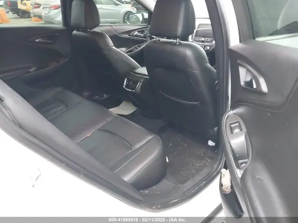 1G1ZD5ST4JF180705 2018 CHEVROLET MALIBU - Image 8