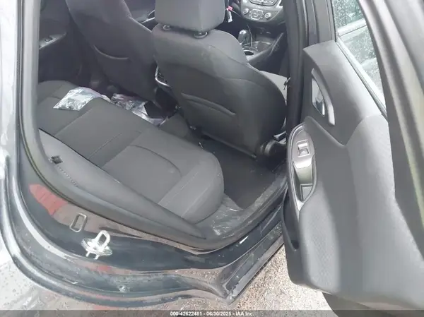1G1ZD5ST4JF181451 2018 CHEVROLET MALIBU - Image 8