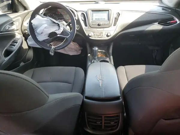 1G1ZD5ST4JF183894 2018 CHEVROLET MALIBU - Image 8