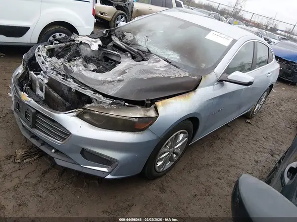 1G1ZD5ST4JF186813 2018 CHEVROLET MALIBU - Image 2