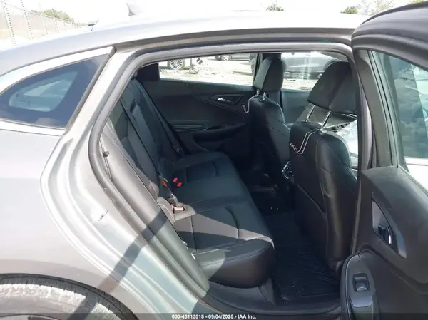 1G1ZD5ST4JF187217 2018 CHEVROLET MALIBU - Image 8