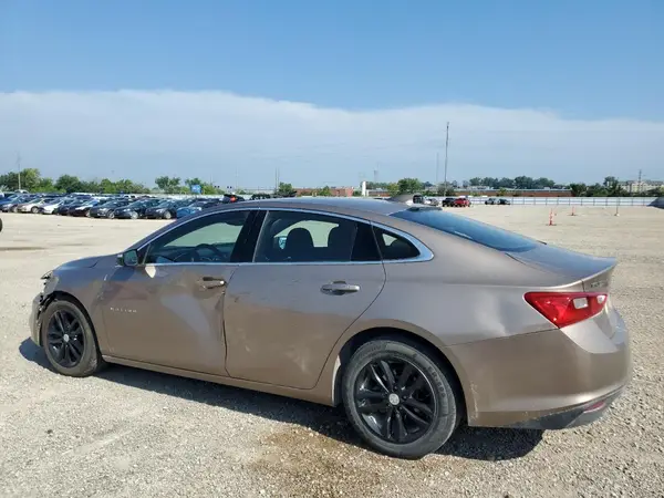 1G1ZD5ST4JF193194 2018 CHEVROLET MALIBU - Image 2