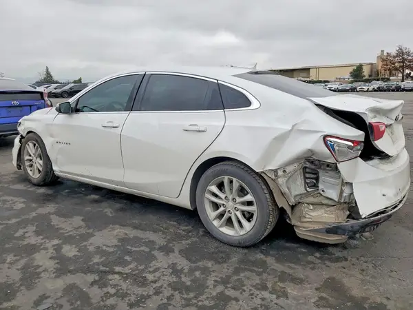 1G1ZD5ST4JF196841 2018 CHEVROLET MALIBU - Image 2