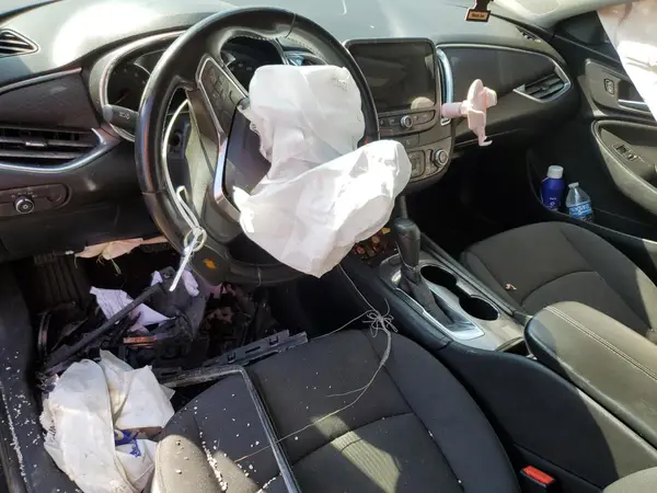 1G1ZD5ST4JF202024 2018 CHEVROLET MALIBU - Image 8