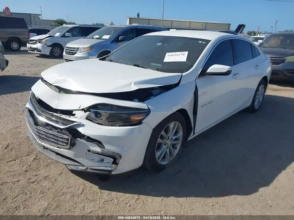 1G1ZD5ST4JF202590 2018 CHEVROLET MALIBU - Image 2