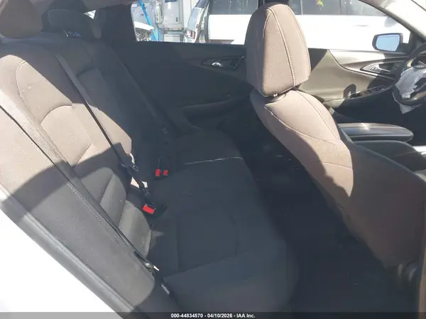 1G1ZD5ST4JF202590 2018 CHEVROLET MALIBU - Image 8