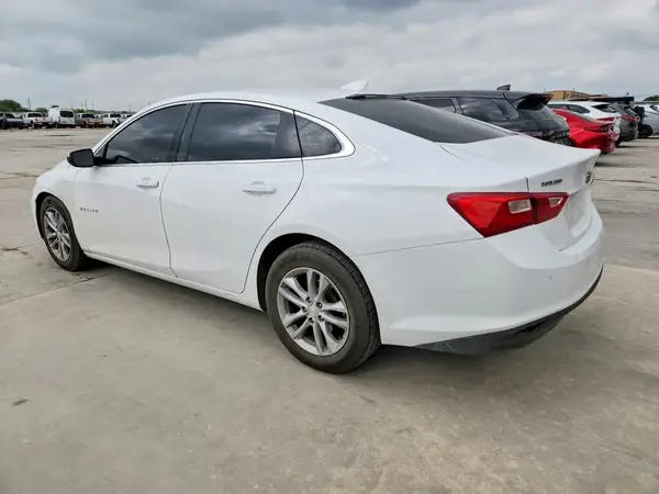 1G1ZD5ST4JF213413 2018 CHEVROLET MALIBU - Image 2