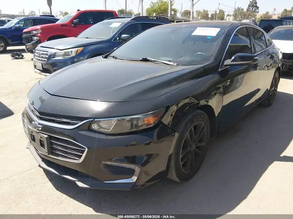 1G1ZD5ST4JF229420 2018 CHEVROLET MALIBU - Image 2