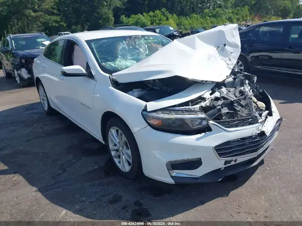 1G1ZD5ST4JF230616 2018 CHEVROLET MALIBU - Image 1