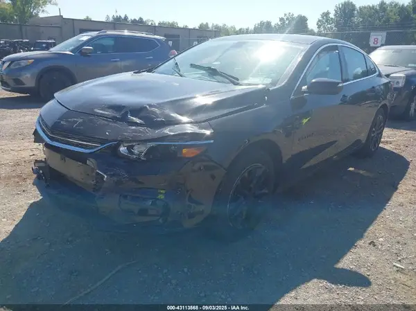 1G1ZD5ST4JF231958 2018 CHEVROLET MALIBU - Image 2
