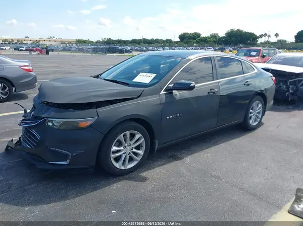 1G1ZD5ST4JF237954 2018 CHEVROLET MALIBU - Image 2