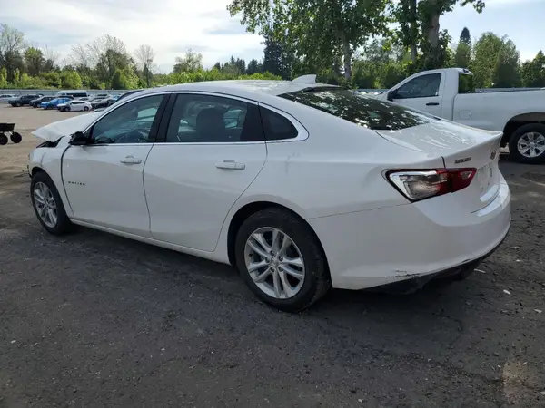 1G1ZD5ST4JF238537 2018 CHEVROLET MALIBU - Image 2