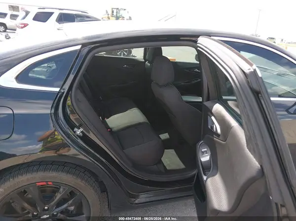 1G1ZD5ST4JF239512 2018 CHEVROLET MALIBU - Image 8