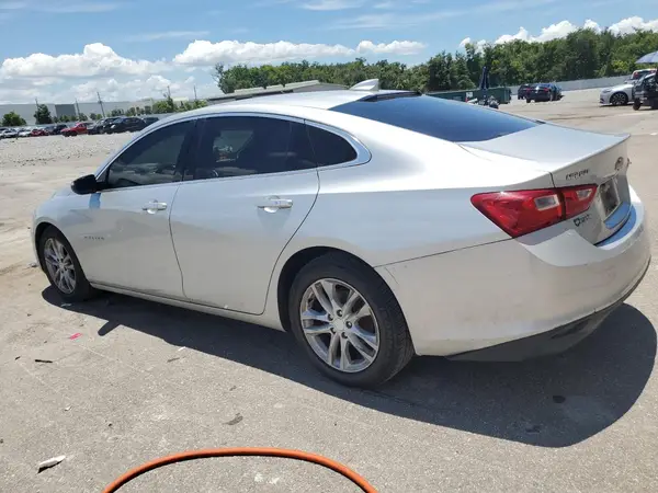 1G1ZD5ST4JF243821 2018 CHEVROLET MALIBU - Image 2