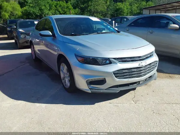 1G1ZD5ST4JF244922 2018 CHEVROLET MALIBU - Image 1
