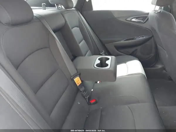 1G1ZD5ST4JF249425 2018 CHEVROLET MALIBU - Image 8