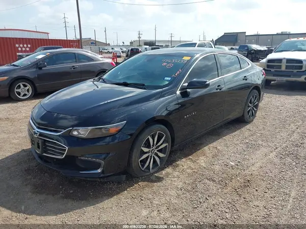 1G1ZD5ST4JF257766 2018 CHEVROLET MALIBU - Image 2