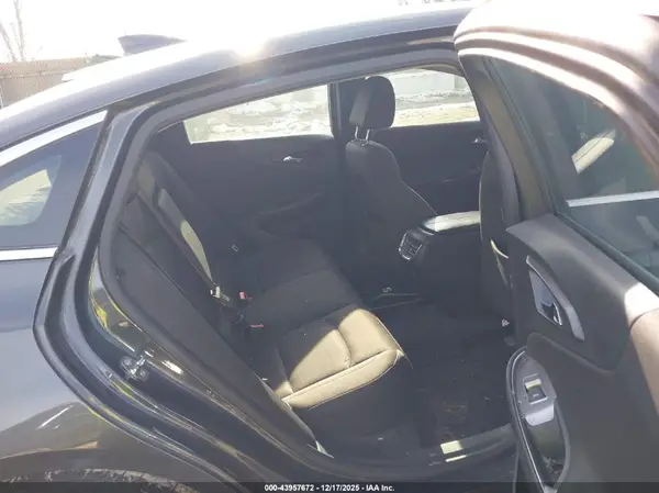 1G1ZD5ST4JF257993 2018 CHEVROLET MALIBU - Image 8