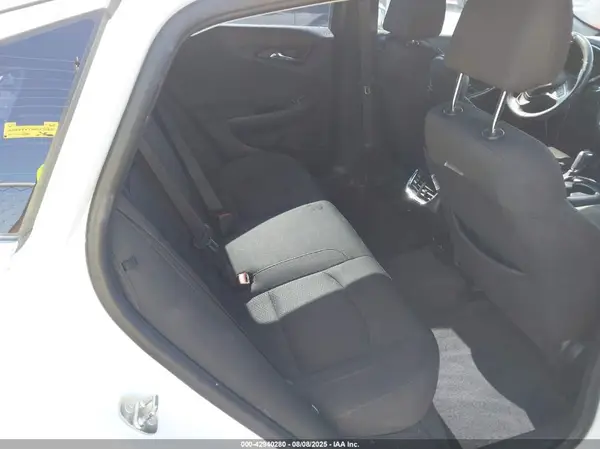 1G1ZD5ST4JF258061 2018 CHEVROLET MALIBU - Image 8