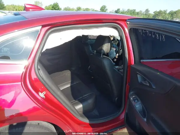 1G1ZD5ST4JF262546 2018 CHEVROLET MALIBU - Image 8