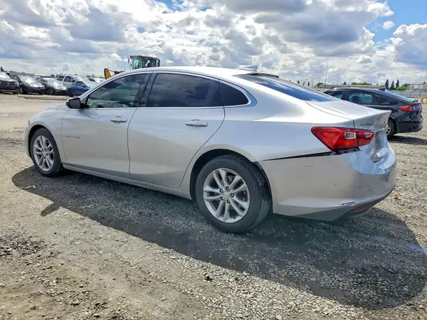 1G1ZD5ST4JF263633 2018 CHEVROLET MALIBU - Image 2
