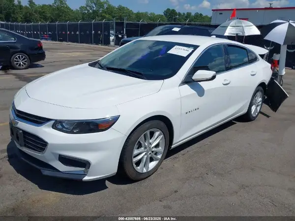 1G1ZD5ST4JF263891 2018 CHEVROLET MALIBU - Image 2