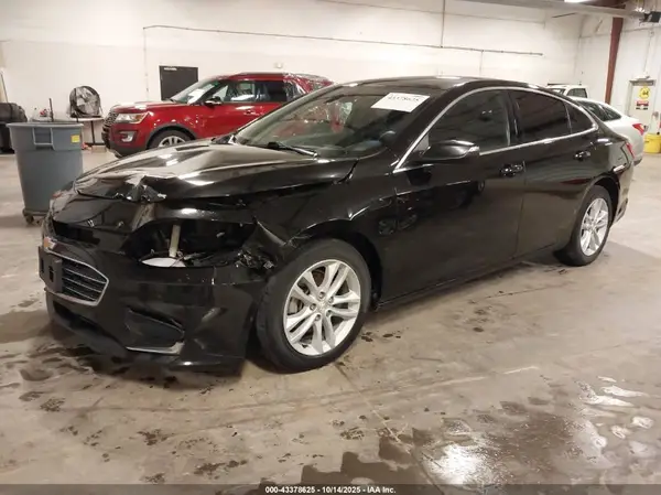 1G1ZD5ST4JF263938 2018 CHEVROLET MALIBU - Image 2