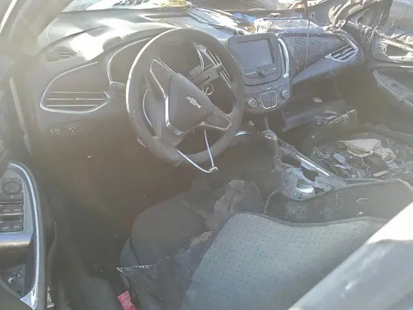 1G1ZD5ST4JF264717 2018 CHEVROLET MALIBU - Image 8