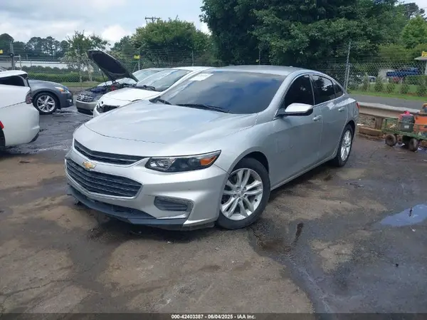 1G1ZD5ST4JF265754 2018 CHEVROLET MALIBU - Image 2