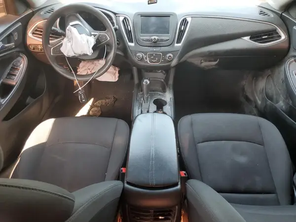 1G1ZD5ST4JF269805 2018 CHEVROLET MALIBU - Image 8