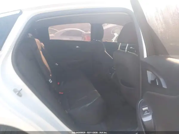 1G1ZD5ST4JF274423 2018 CHEVROLET MALIBU - Image 8