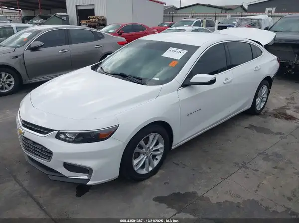 1G1ZD5ST4JF275491 2018 CHEVROLET MALIBU - Image 2