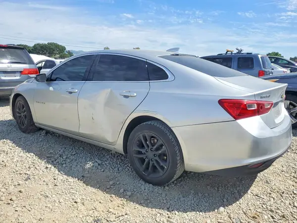 1G1ZD5ST4JF275832 2018 CHEVROLET MALIBU - Image 2