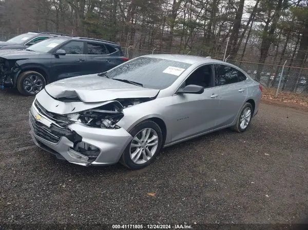 1G1ZD5ST4JF278195 2018 CHEVROLET MALIBU - Image 2